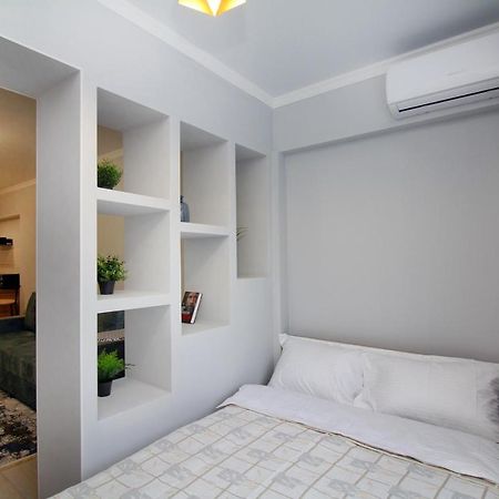 Cozy Studio In The Best Area! 5 Almaty Esterno foto