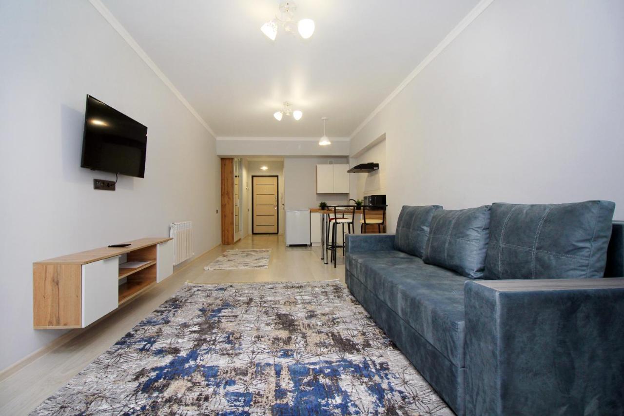 Cozy Studio In The Best Area! 5 Almaty Esterno foto