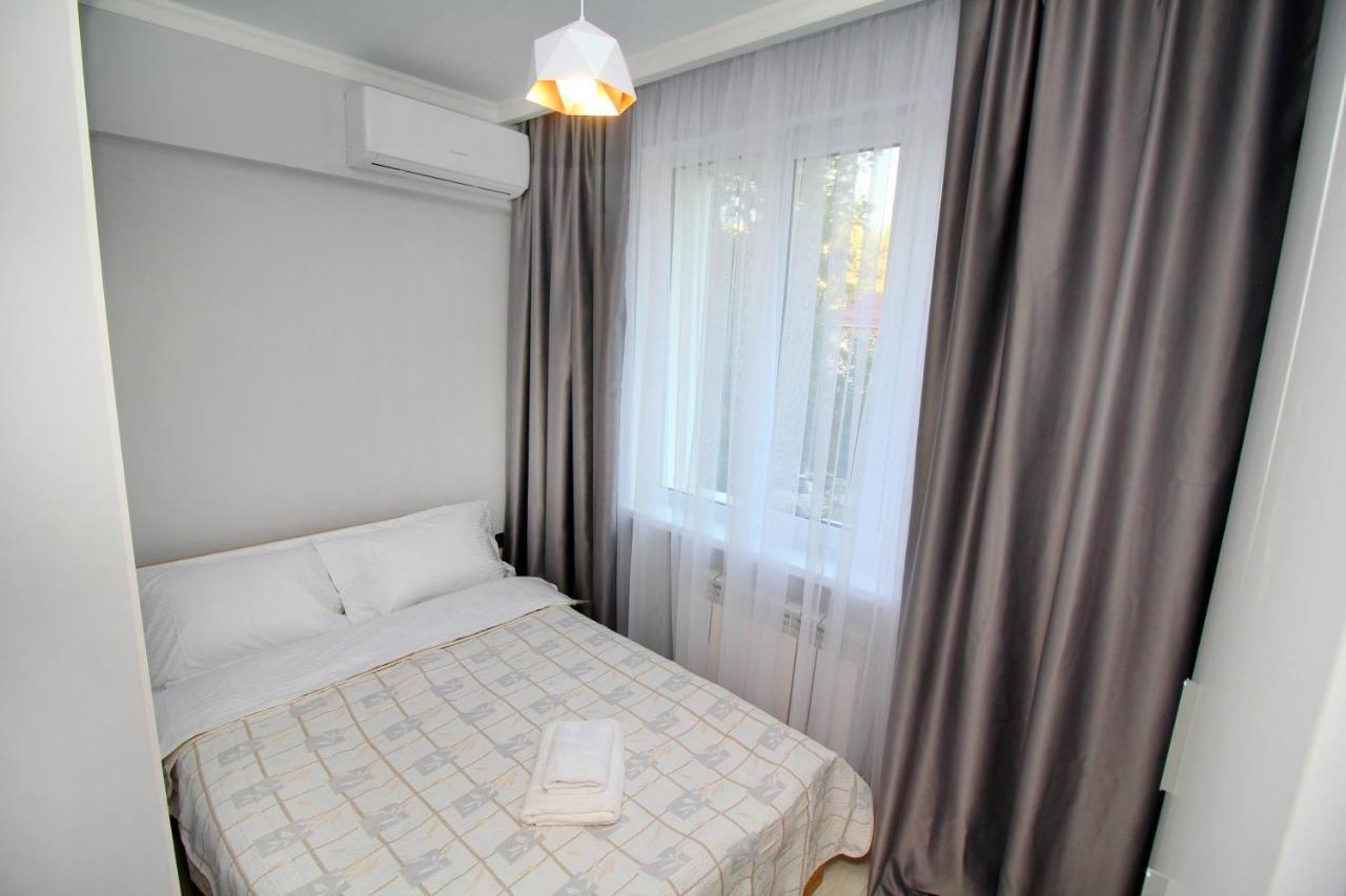 Cozy Studio In The Best Area! 5 Almaty Esterno foto