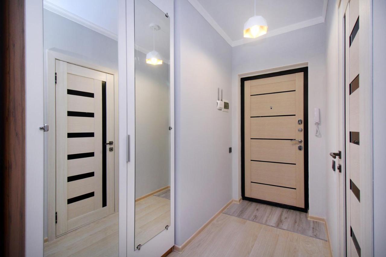 Cozy Studio In The Best Area! 5 Almaty Esterno foto